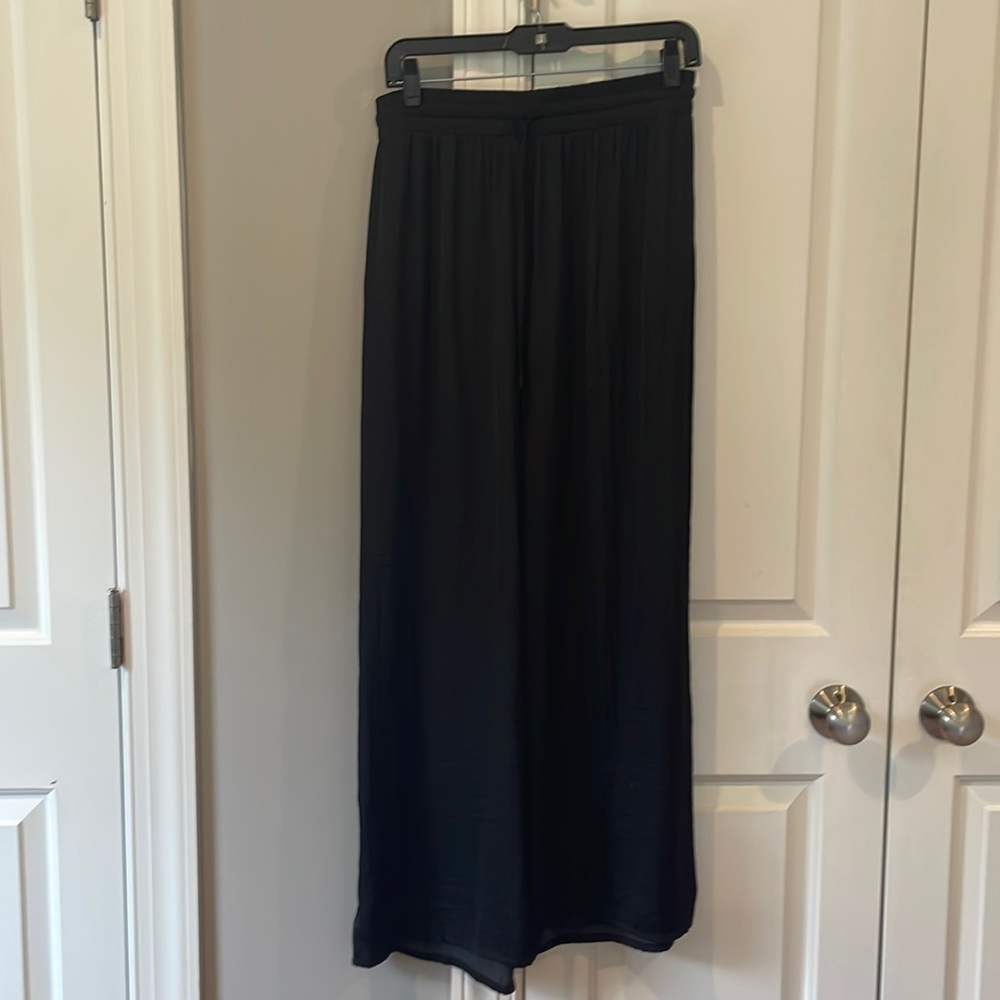 Wide leg pants